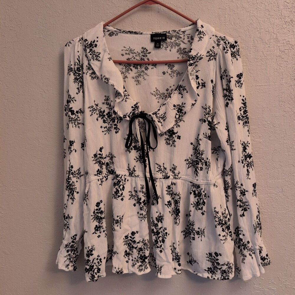 Front Tie Ruffle Top L White Black Floral Whimsigoth Fairy Festival Cottage Boho